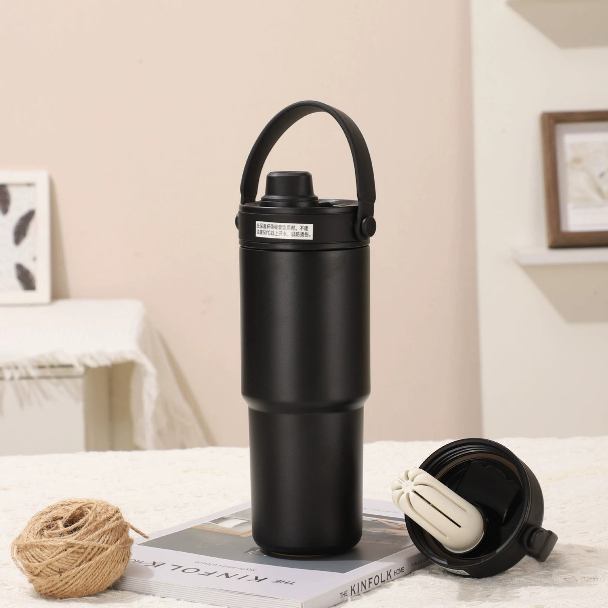 Ceramic-Lined Insulated Tumbler with Handle 735ml Stainless Steel Travel Mug